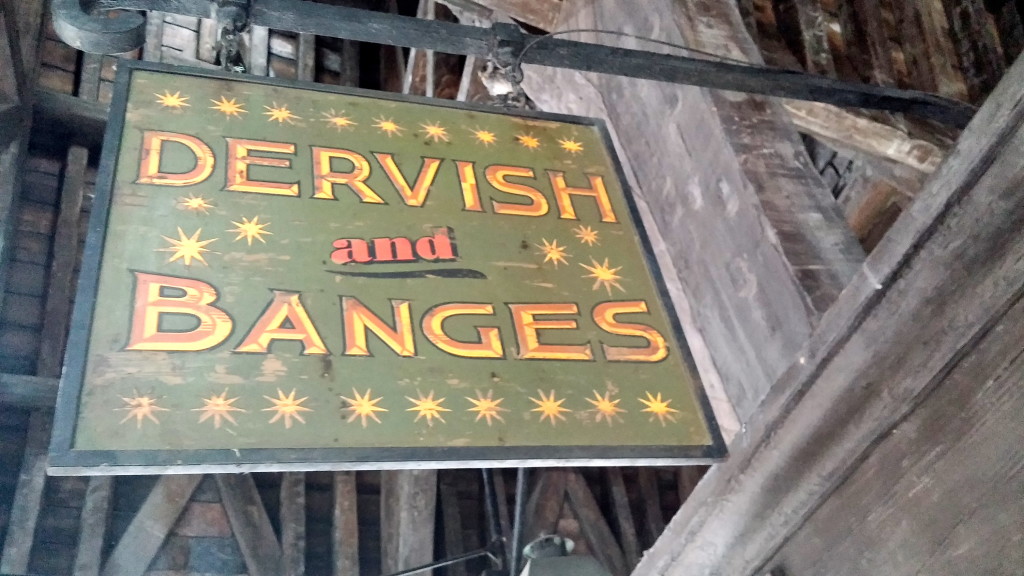 Dervish and Banges вывеска лавки в Хогсмиде