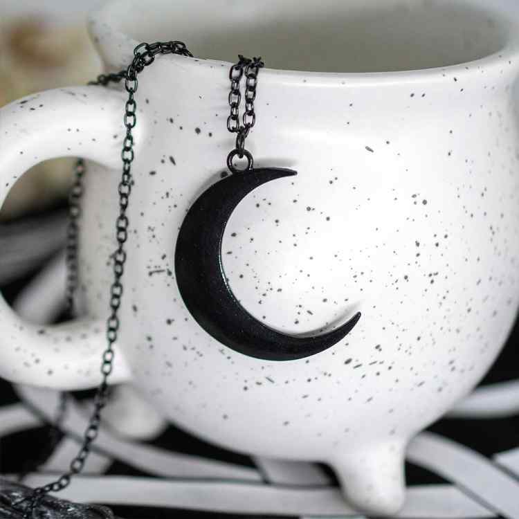 Кулон Kadabra: Черный лунник