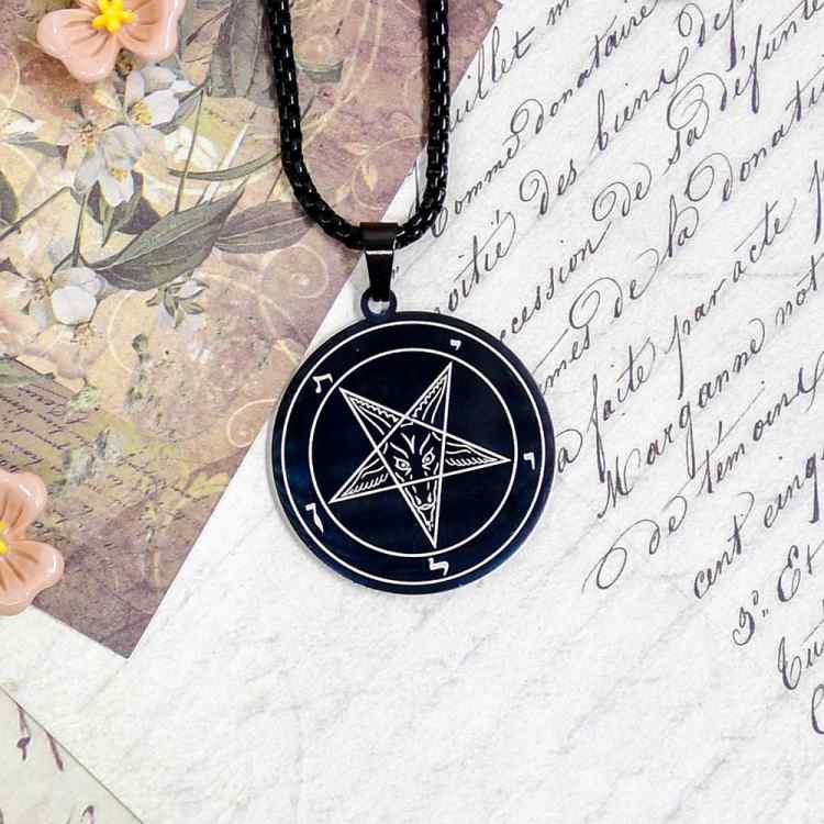 Кулон Старый Козел