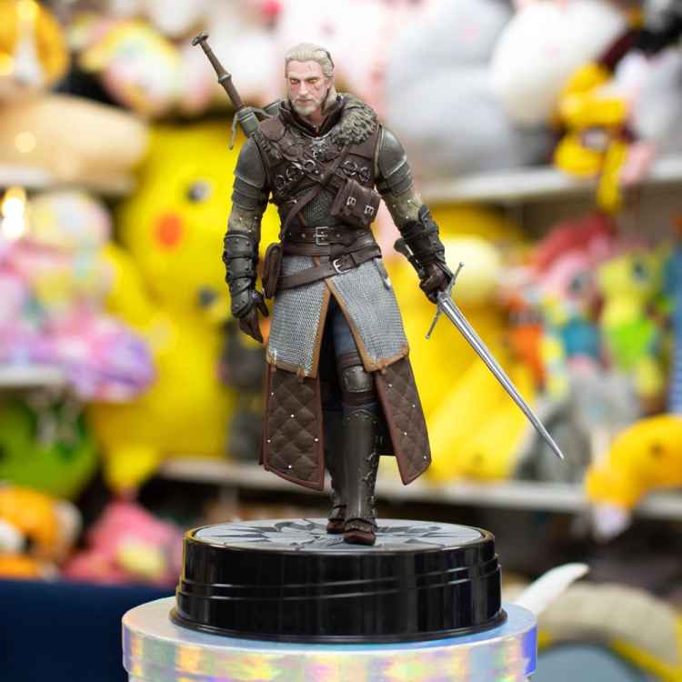 Фигурка DarkHorse: Witcher: Геральт в тяжелом доспехе