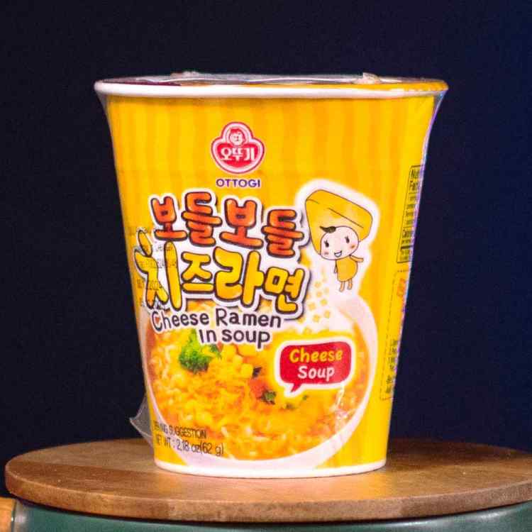 Лапша Ottogi Cheese Ramen 