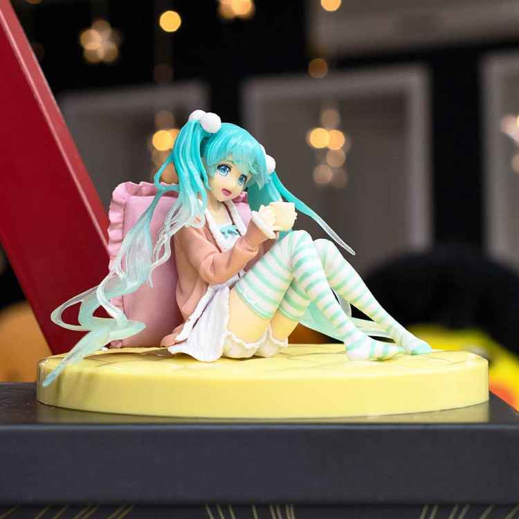 Фигурка Taito: Мику Хатсуне с кружкой