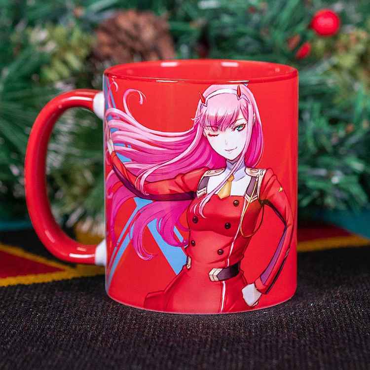 Кружка Darling in the Franxx: Зеро Ту на красном фоне