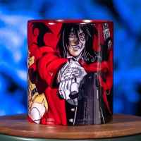 Кружка Hellsing: С пистолетом