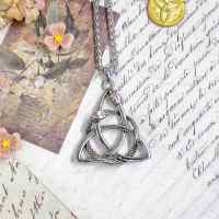 Кулон Змеиный трикветр