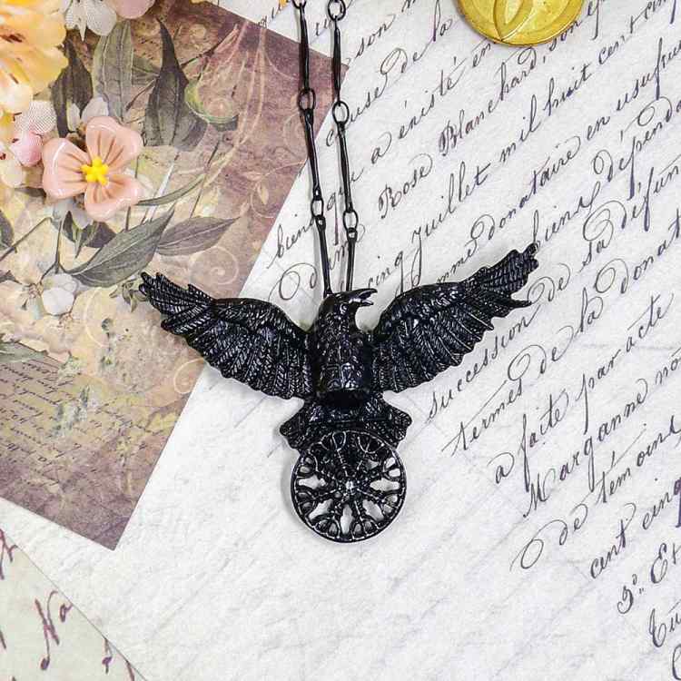 Кулон Ворон Проводник