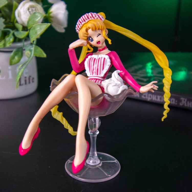 Фигурка Sailor Moon: Сейло Мун Десерт