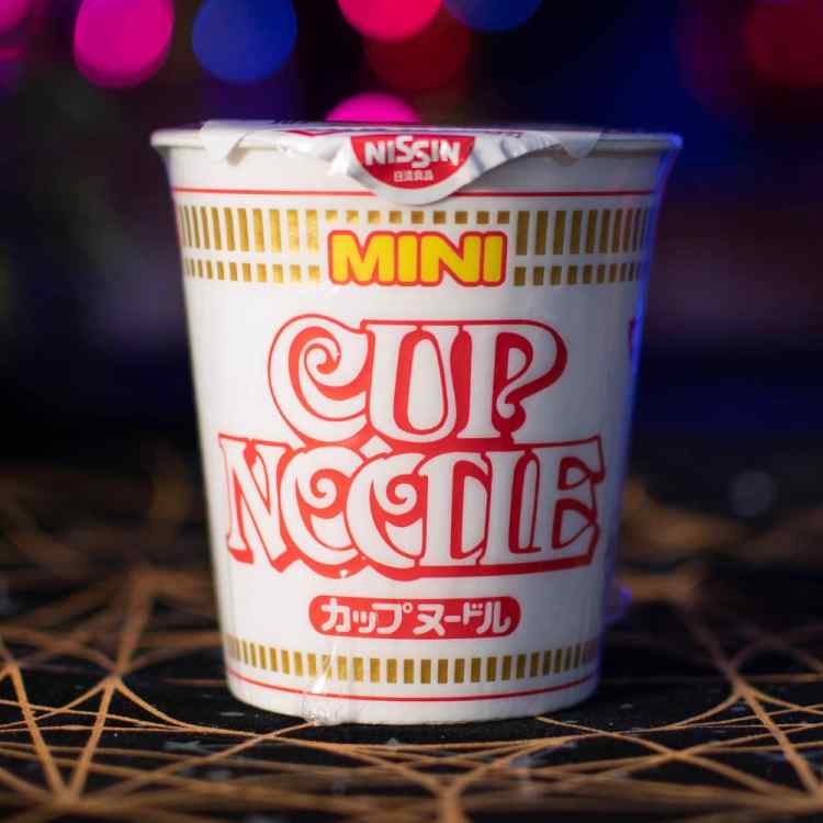 Лапша Nissin Cup Noodle mini со вкусом креветки (Япония) Лапша Nissin Cup Noodle mini со вкусом креветки (Япония)