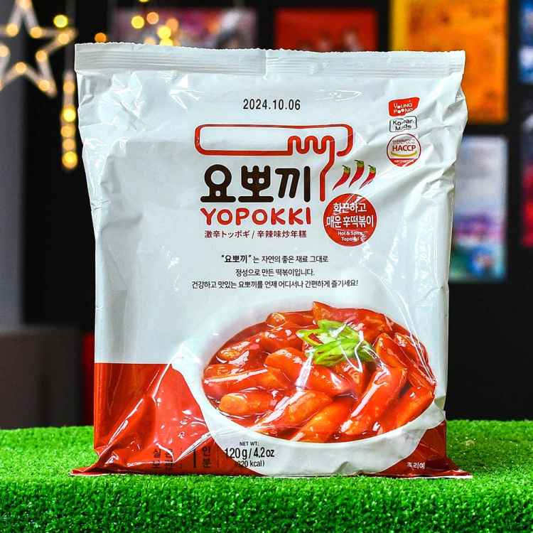 Рисовые клецки Topokki с остро-пряным соусом
