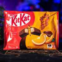 Шоколад KitKat со вкусом апельсина. Упаковка (Япония)