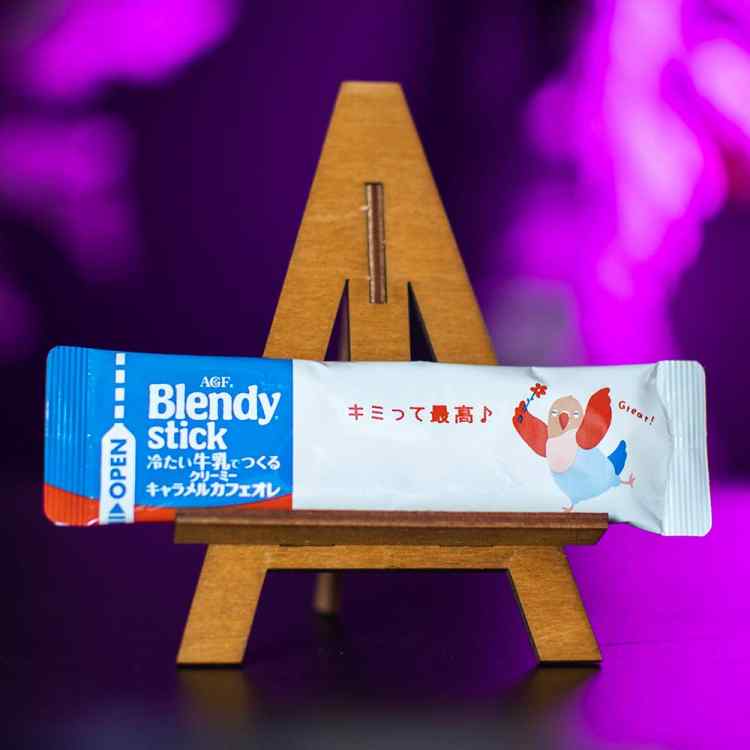 Кофе AGF Бленди Холодный карамельный в стике (Япония)