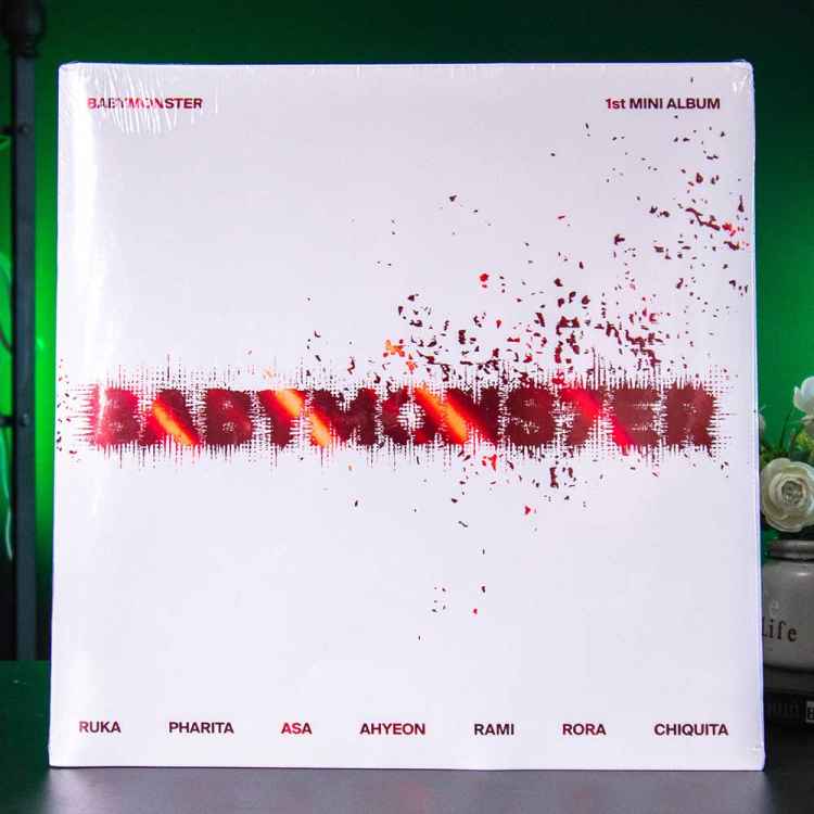 Фанбокс BABYMONSTER - BABYMONSTER (Photobook ver.)