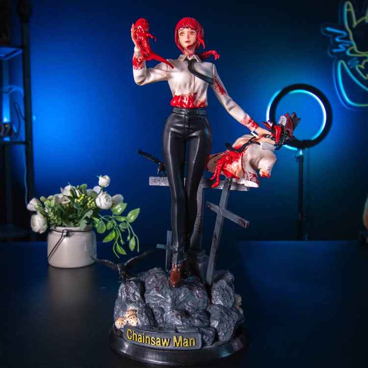 Фигурка Chainsaw Man: Макима с крестами 