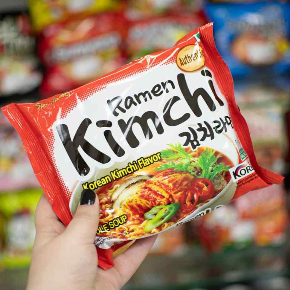 Чипсы 2023. Японские чипсы. Чипсы 2023. Вкусы лейс. Чипсы со вкусом кимчи.