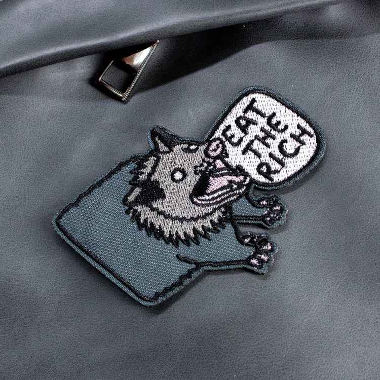 Нашивка "Опоссум: Eat the Rich"