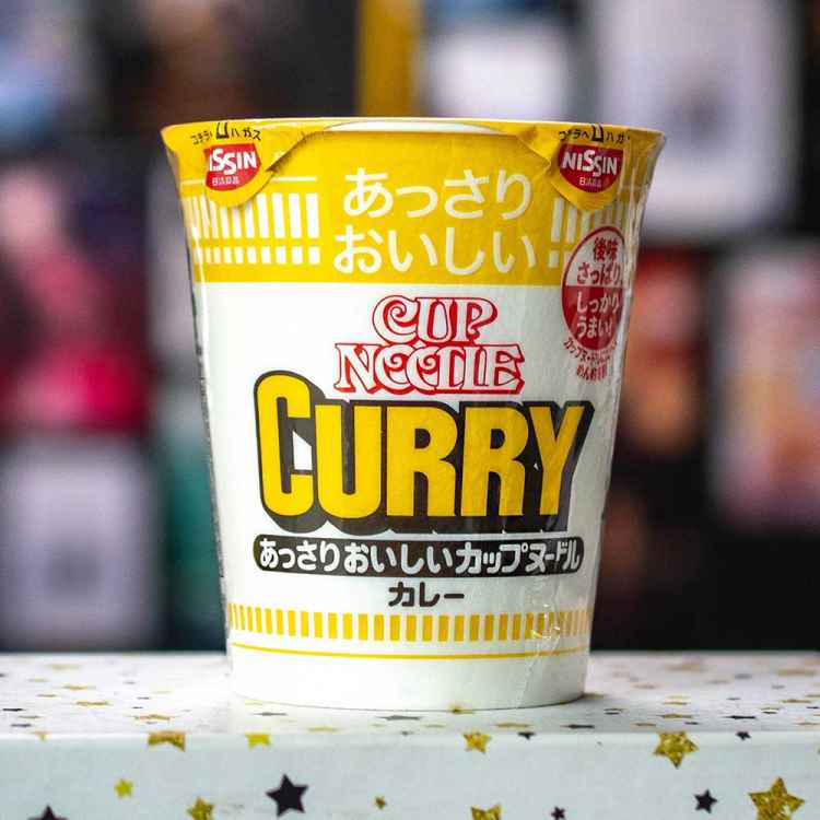 Лапша Nissin Cup Noodle с карри Лайт 