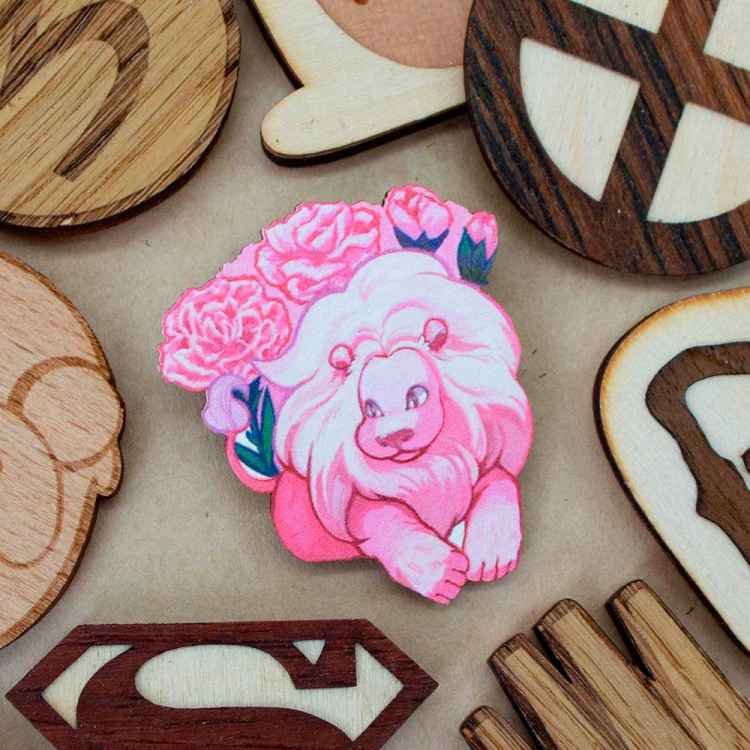 Значок деревянный Steven Universe: Розовый лев G65