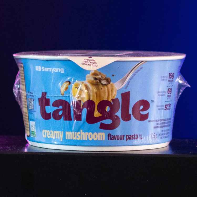 Samyang Tangle Паста со сливочным вкусом и грибами
