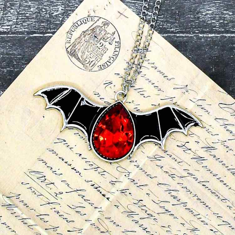 Кулон Летучая мышь