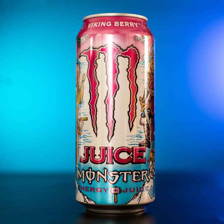 Энергетический напиток Monster Viking Berry (США)