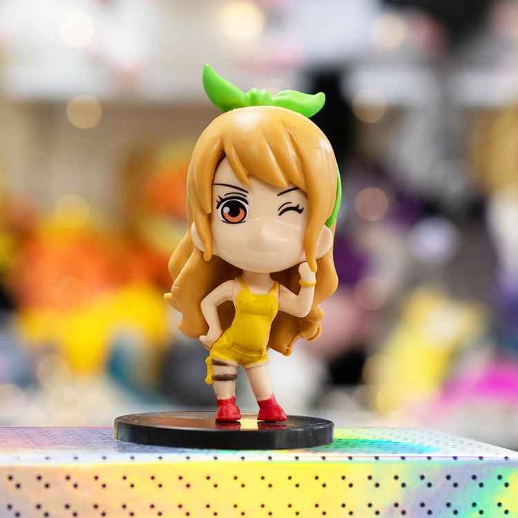 Фигурка-чиби One Piece: Нами с зелёным бантом Фигурка-чиби One Piece: Нами с зелёным бантом