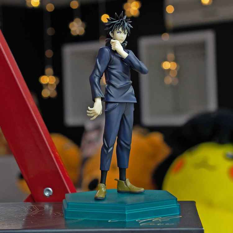 Фигурка POPUP Parade: Jujutsu Kaisen: Мэгуми Фушигуро