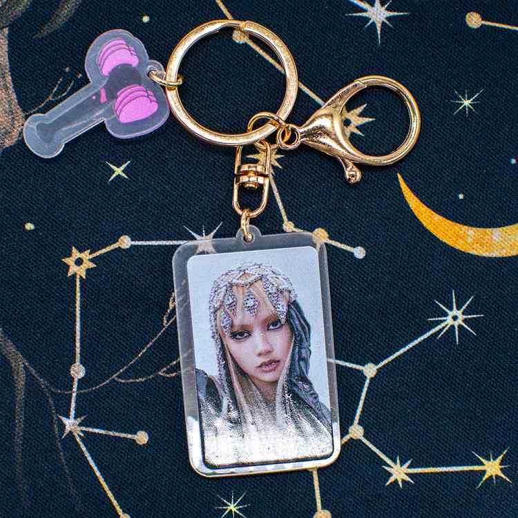 Брелок акриловый Black Pink: Лиса